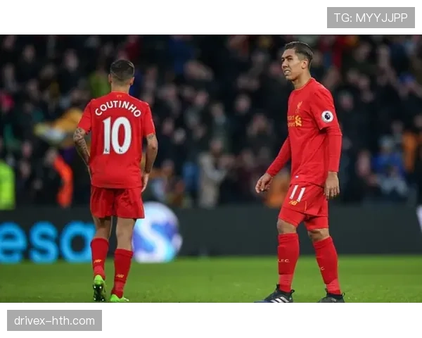 恩里克与克洛普的战术创新及其在足球教练哲学中的碰撞分析 恩里克与克洛普的战术创新及其在足球教练哲学中的碰撞分析