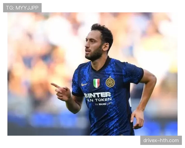 恰尔汗奥卢中场端潜力